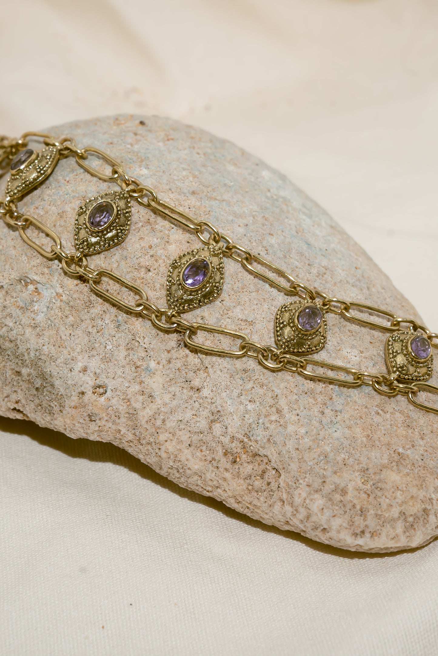 Amulet Choker